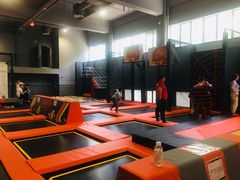 -嗨翻Hi-Fun竞技主题乐园·蹦床亲子生日轰趴(国光1937店)