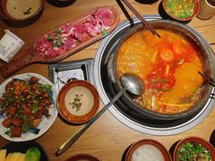 -贵厨酸汤牛肉(花果园国际中心店)