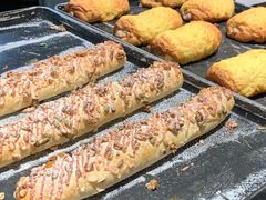 坚果毛毛虫面包-可莎蜜兒(清吟店)