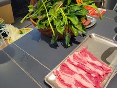 -由衷贵州酸汤牛肉火锅(新桥店)