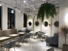 -Fridi Patisserie Cafe