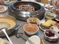 -黑金·寻焰自助百汇·烤肉·火锅(中街店)