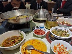 -筒子骨炖黄鸭叫·許家故事(凯德广场店)