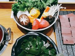 -呷哺呷哺 黄金牧场 (新中关购物中心店)