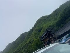 -安吉龙王山峡谷漂流