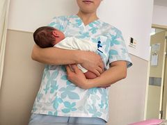 -阿福宝宝月嫂(东方医院店)