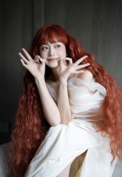 -不晚国际婚纱礼服