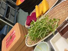 -一绪に寿喜烧(荟聚店)