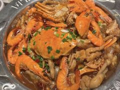 -胖哥俩肉蟹煲(长沙高铁吾悦广场店)