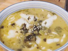 劲道酸菜鱼片面-陈八两面家(华孚写字楼店)