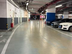 -梅赛德斯奔驰文化中心·停车场