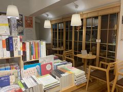 -猫的天空之城概念书店(束河店)