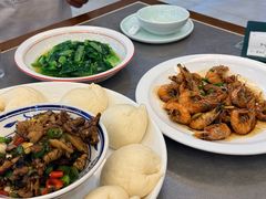 土猪肉夹馒头-浔味·山屿湖·正宗淳牌全鱼宴老字号