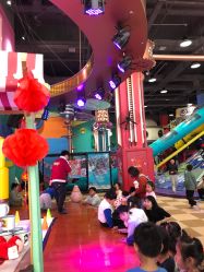 -欧酷世界动力星球(王府井奥莱UP TOWN店)