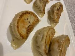 牛肉锅贴-湖影中餐厅·南京金茂威斯汀大酒店