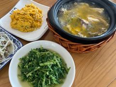 -品鲜村农家菜·阳澄湖大闸蟹(总店)