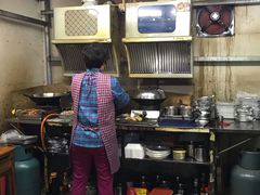 -陈氏老字号十三小炸炸店