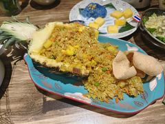 菠萝炒饭-长勺子东南亚(街道口店)