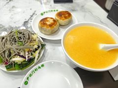 -尹记门钉肉饼(丰台站店)