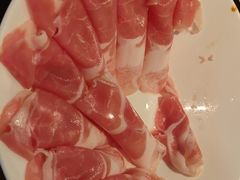 精选羔羊肉拼盘-皇城老妈火锅(琴台店)