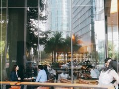 -星巴克臻选(深圳嘉里建设广场店)