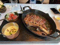 美国极佳级带骨肉眼-牛排家(北京长安街英皇集团中心店)