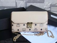 -MCM(比斯特上海购物村店)