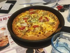 新奥尔良风情烤肉比萨-必胜客(大宁路店)