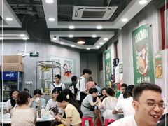 大堂-小民大排档(光谷店)