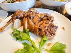 -湖泉水云间餐厅·弥勒地道菜(B座店)