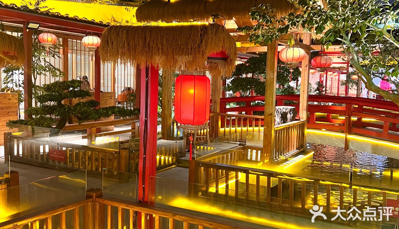 拥有一个中式庭院的湘菜馆｜色香味并存😋