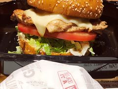 -The Habit Burger Grill 哈比特汉堡(复兴soho店)