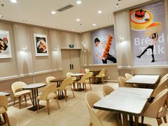 -面包新语(龙湖·西宸天街店)