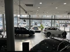 -奔驰利星行(北京花乡店)