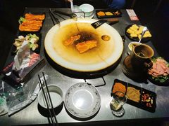 -冰冰龙虾·江湖菜·花园江景餐厅