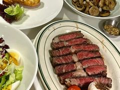 -MONICH牛排融合餐厅(和义大道购物中心店)