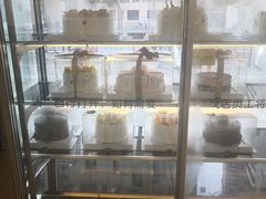 面包甜点陈列柜-红宝石·鲜奶小方·海派西点房(南丹店)