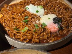 黑松露炸酱面-Fuzzy Bistro 浮几韩餐·茶酒馆