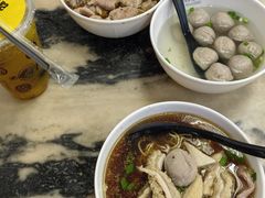 -颂记牛肉粉