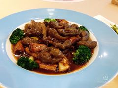 翡翠金葱烧海参-良友·海鲜青岛菜(五四广场店)