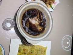 -老码头黑皮肘子锅包肉(赣水路店)