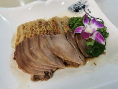 -七的湖·晚芳亭·阳澄湖农家菜·大闸蟹(莲花岛店)