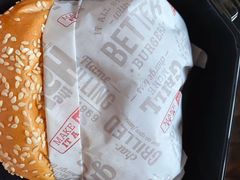 -The Habit Burger Grill 哈比特汉堡(复兴soho店)