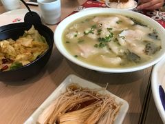 -精悦蓉(松江万达广场店)