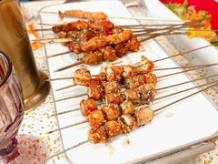 -小董哥烤串·爆汁大油边(故宫店)