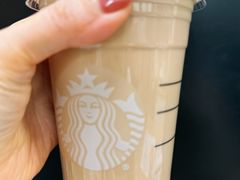 -星巴克臻选(深圳龙华红山天虹店)