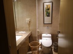 -南京双门楼宾馆(盐仓桥地铁站阅江楼店)