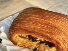 -VERIE BAKEHOUSE