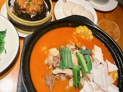 -莲餐厅·湖北菜·潜江小龙虾店(愚园路店)