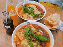 -螺小胖柳州螺蛳粉(钟楼总店)